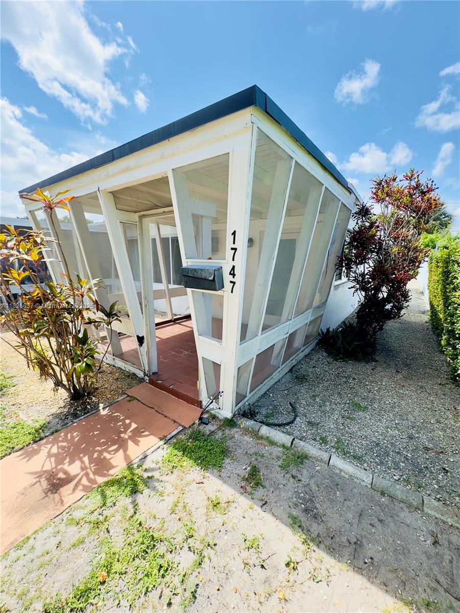 Property photo # 4
