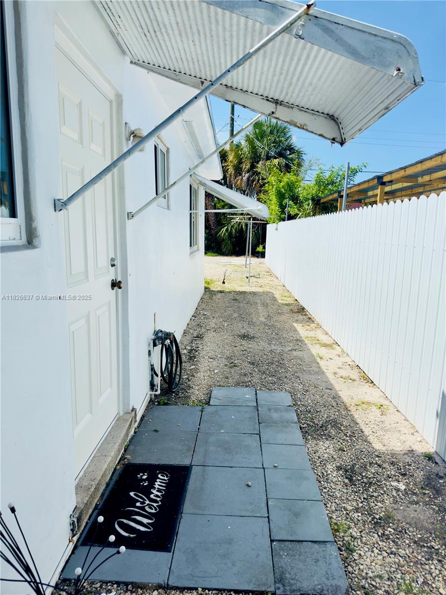 Property photo # 9