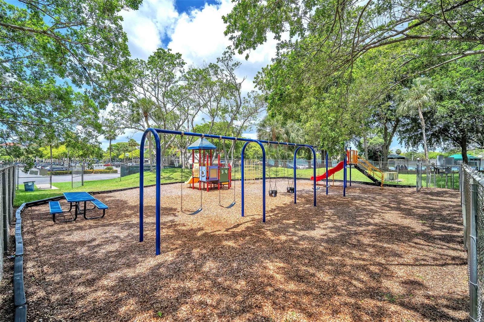 2311 S Cypress Bend Drive #316B, Pompano Beach, Florida image 40