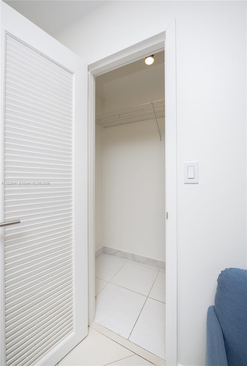 2030 S Ocean Dr #227, Hallandale Beach, Florida image 27