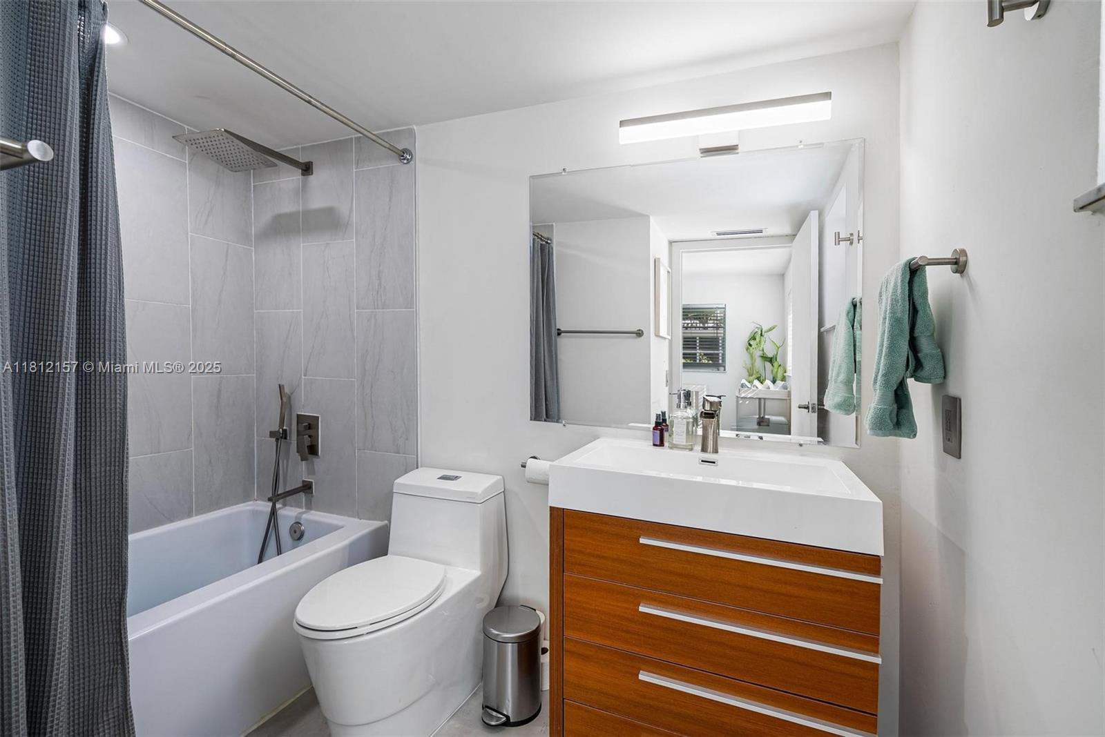 1900 Meridian Ave #204, Miami Beach, Florida image 11