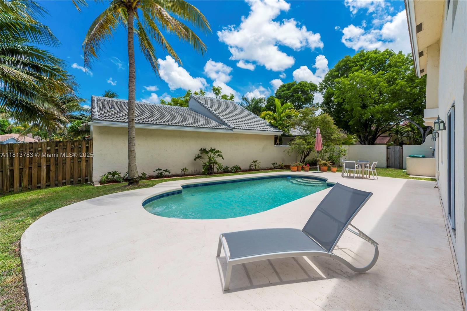 2845 Garden Dr, Cooper City, Florida image 50