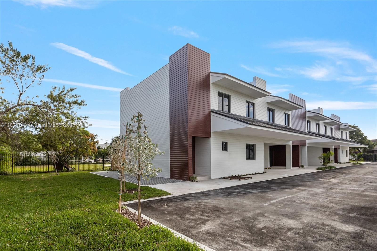 931 NW 12th St #1, Florida City, Florida image 11