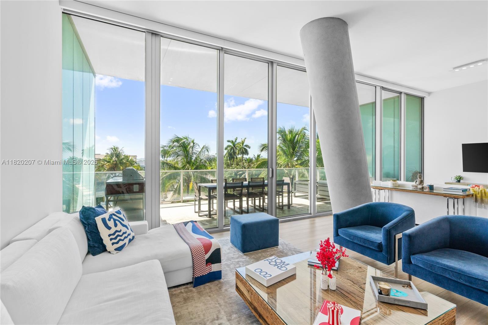 Condo for Sale in Miami, FL
