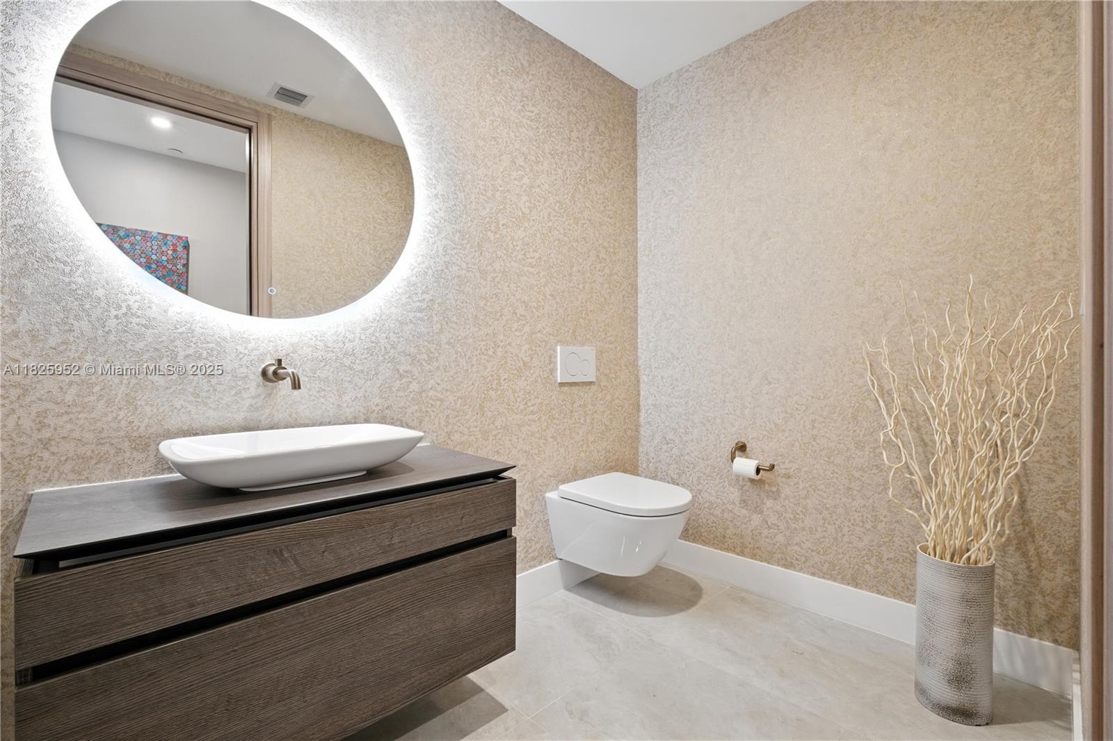 515 Valencia Ave #301, Coral Gables, Florida image 12