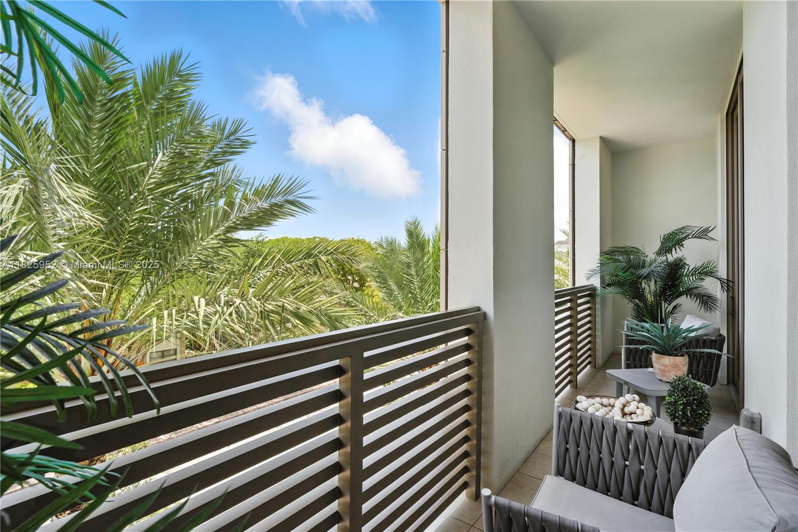 515 Valencia Ave #301, Coral Gables, Florida image 8