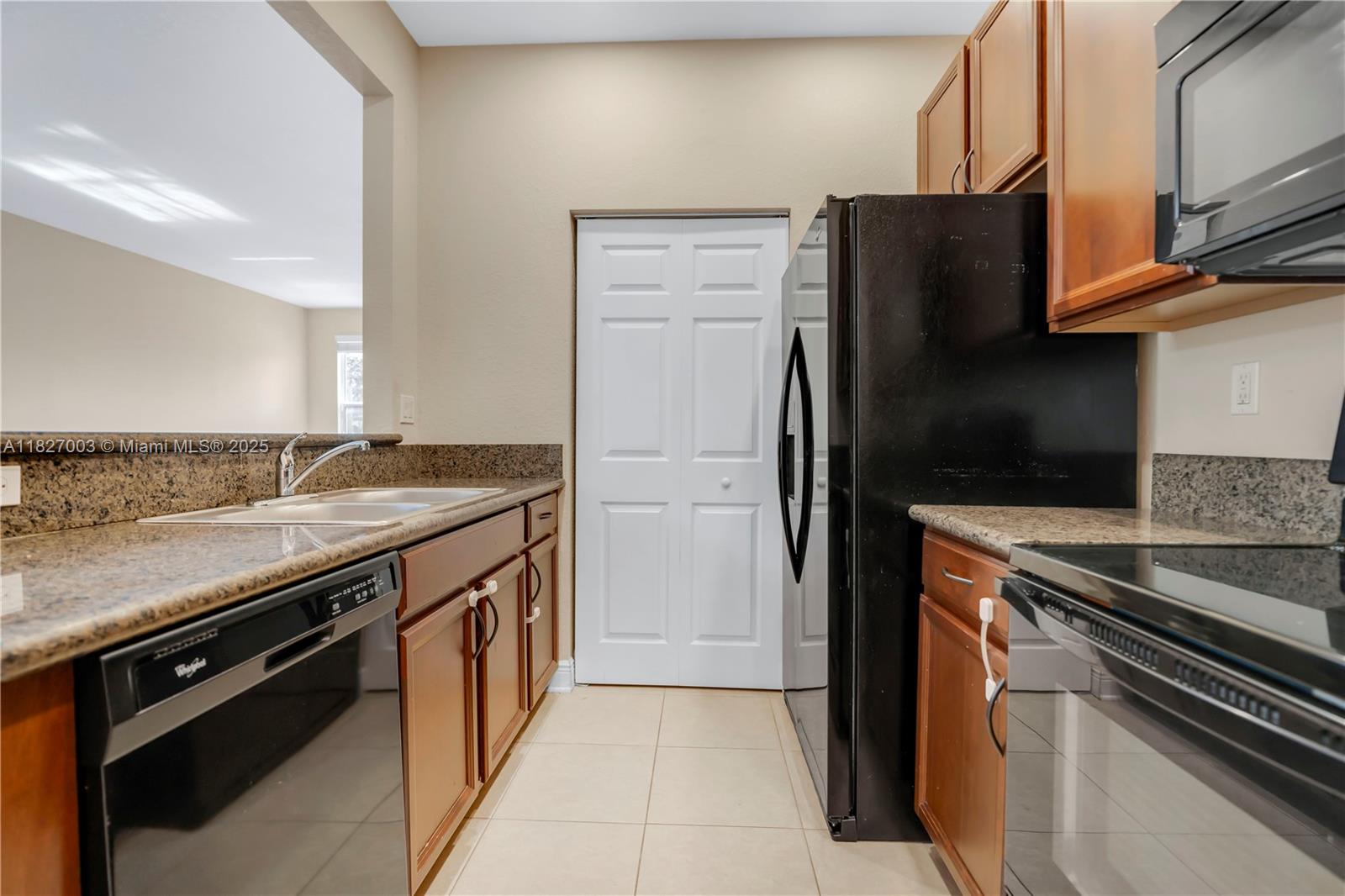 1334 SW 147th Ter, Pembroke Pines, Florida image 5