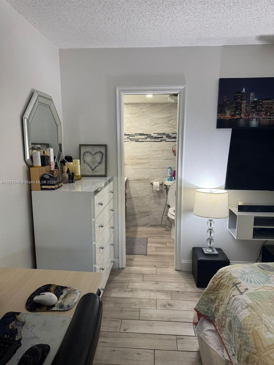 900 NE 12th Ave #302, Hallandale Beach, Florida image 17