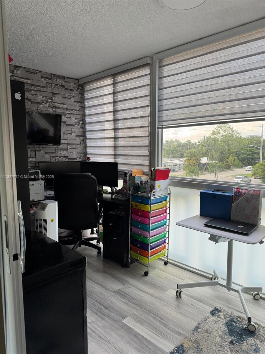 900 NE 12th Ave #302, Hallandale Beach, Florida image 31