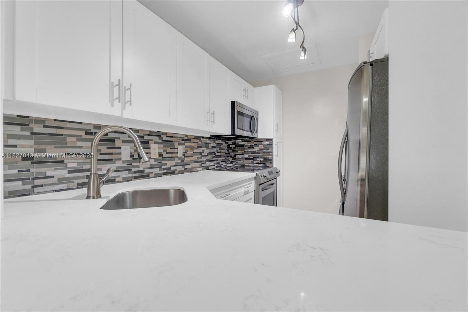 Property photo # 2