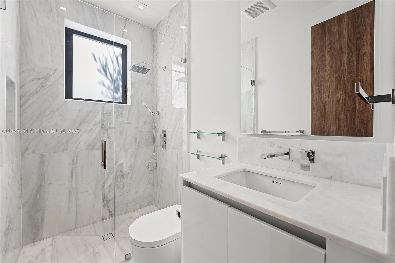 1311 Stillwater Dr, Miami Beach, Florida image 36