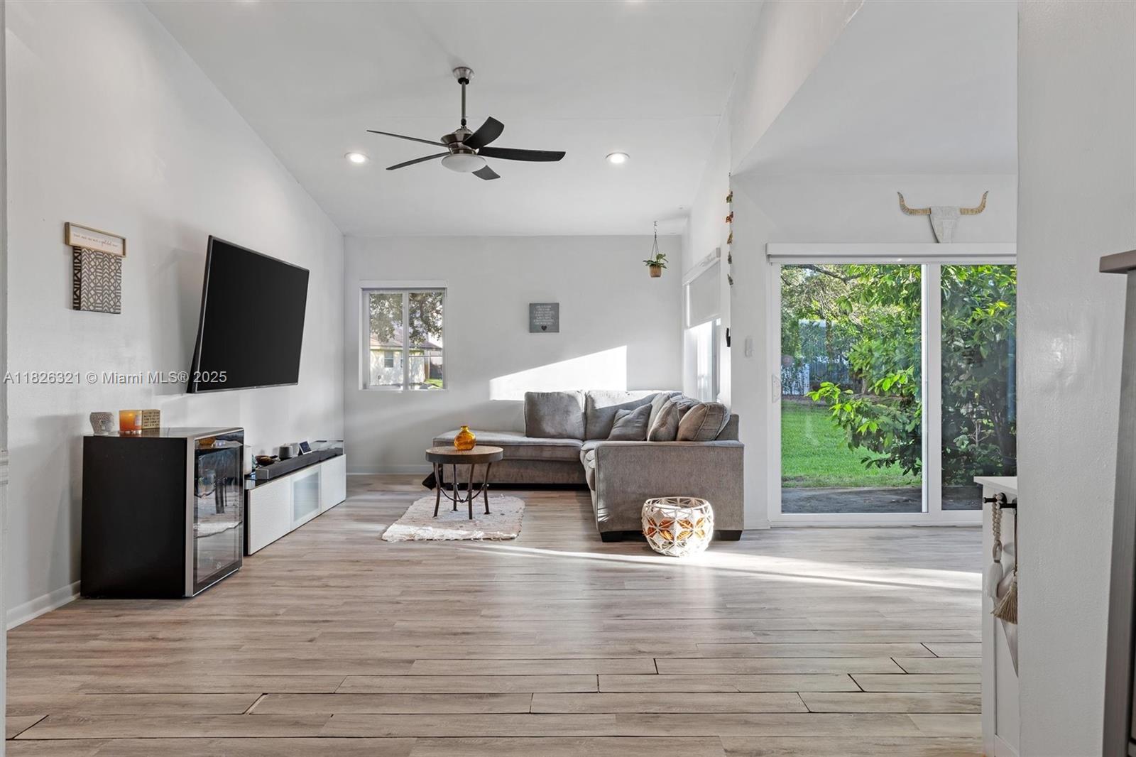 50 Forest Cir, Cooper City, Florida image 5