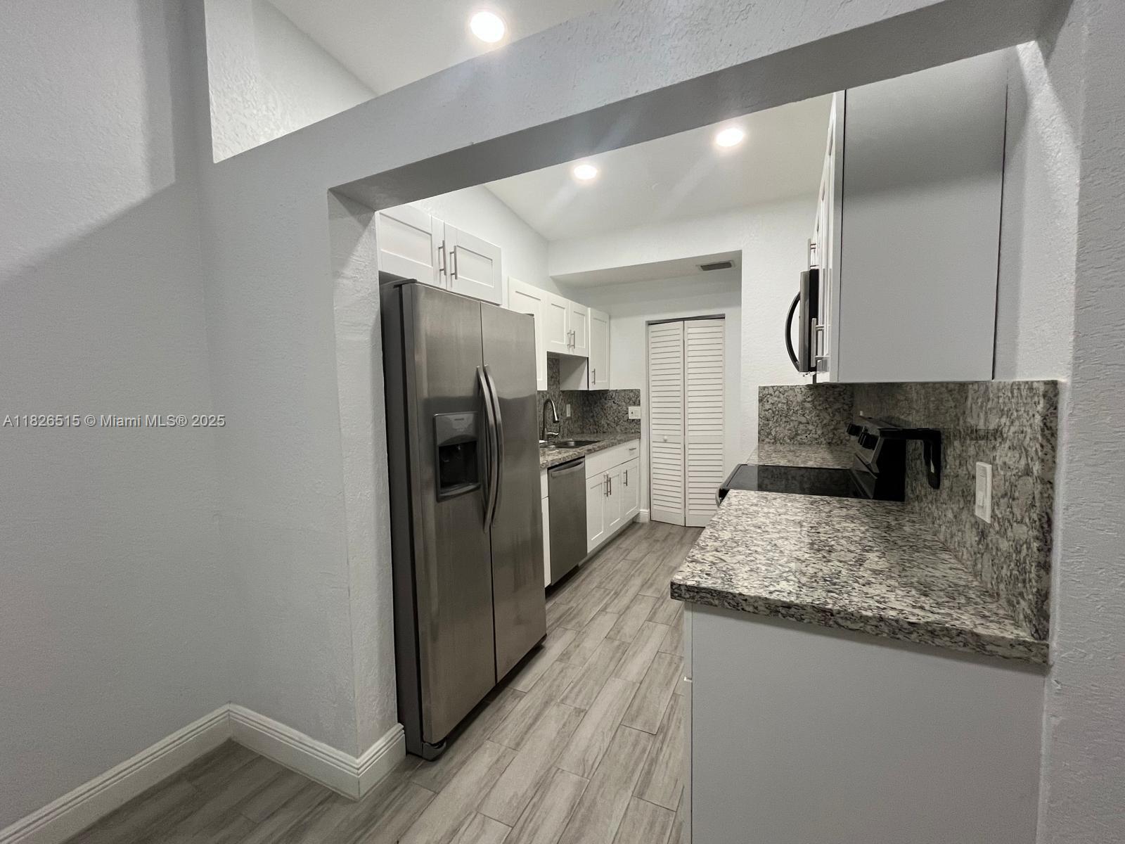 1710 NW 92nd Ave, Pembroke Pines, Florida image 6