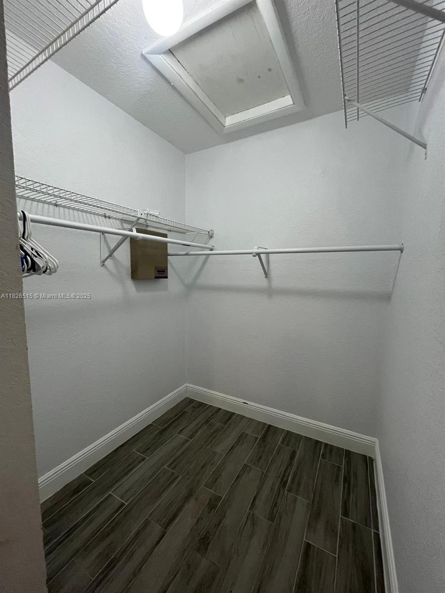 1710 NW 92nd Ave, Pembroke Pines, Florida image 9