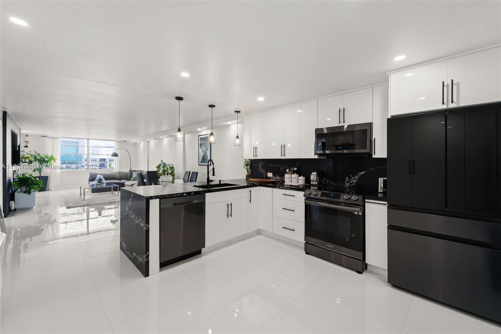 Property photo # 9