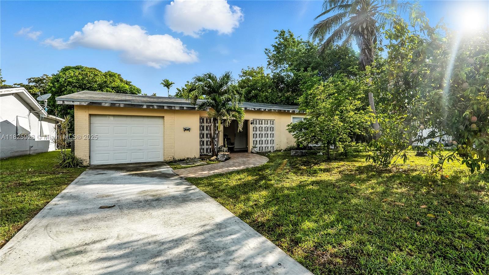 Residential, Miramar, Florida image 5