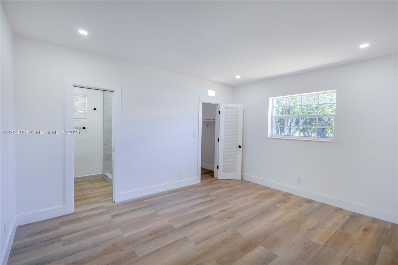 2568 NW 34th Ter, Lauderdale Lakes, Florida image 26