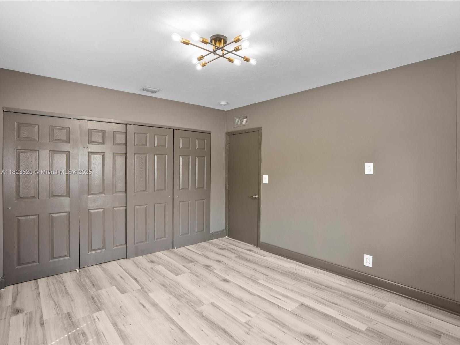 1325 N 26th Ave, Hollywood, Florida image 11