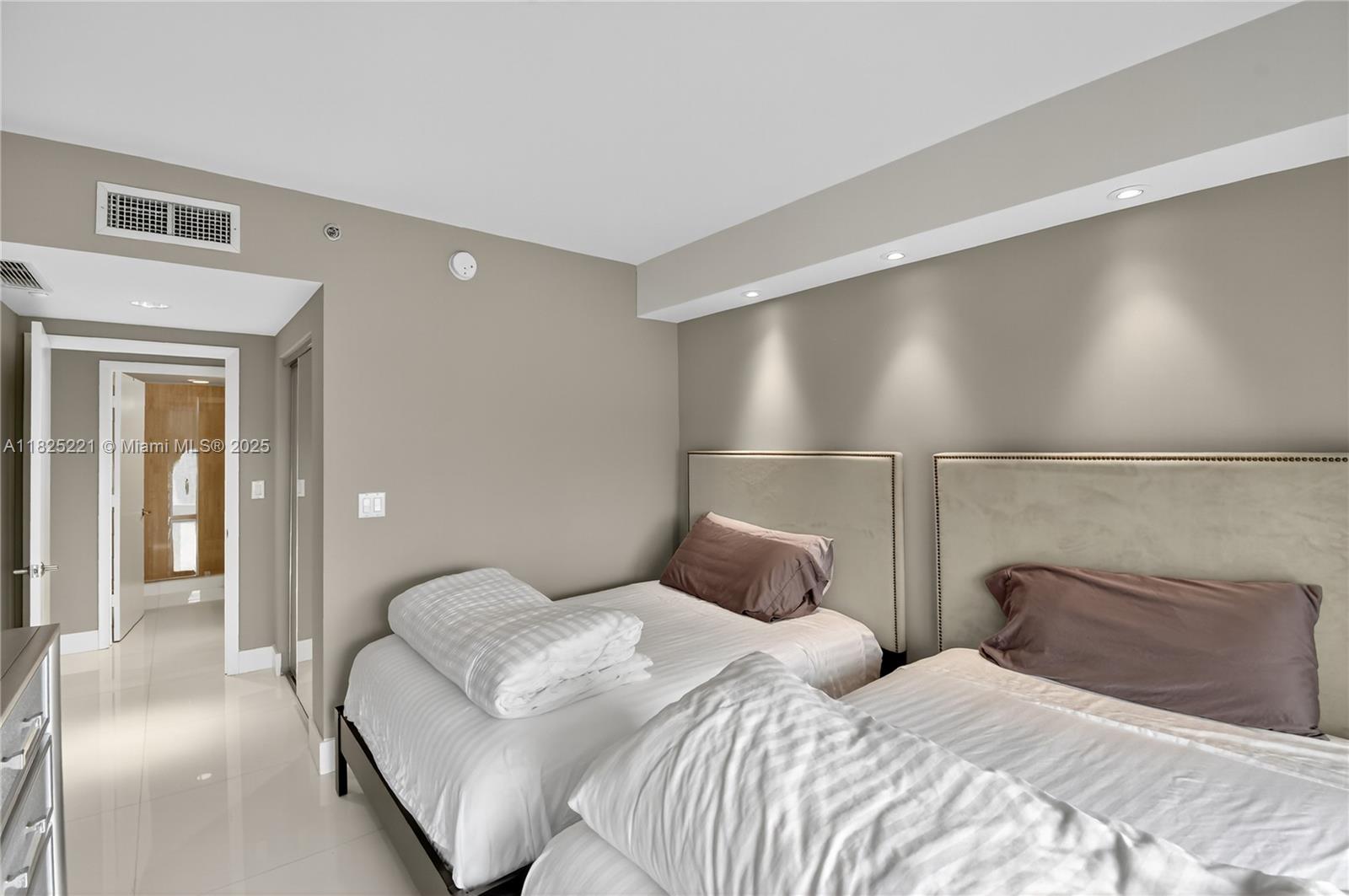 7000 Island Blvd #1408, Aventura, Florida image 23