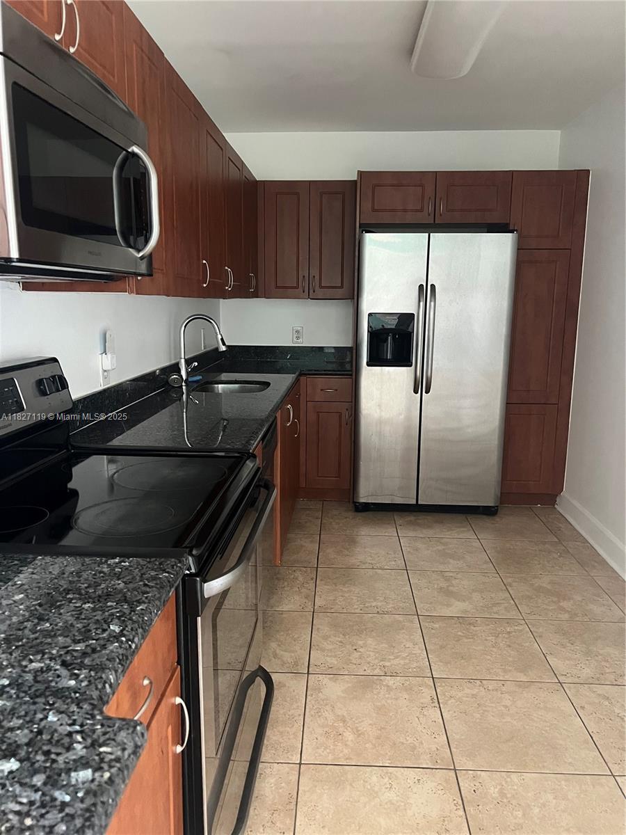 401 69th St #900, Miami Beach, Florida image 2