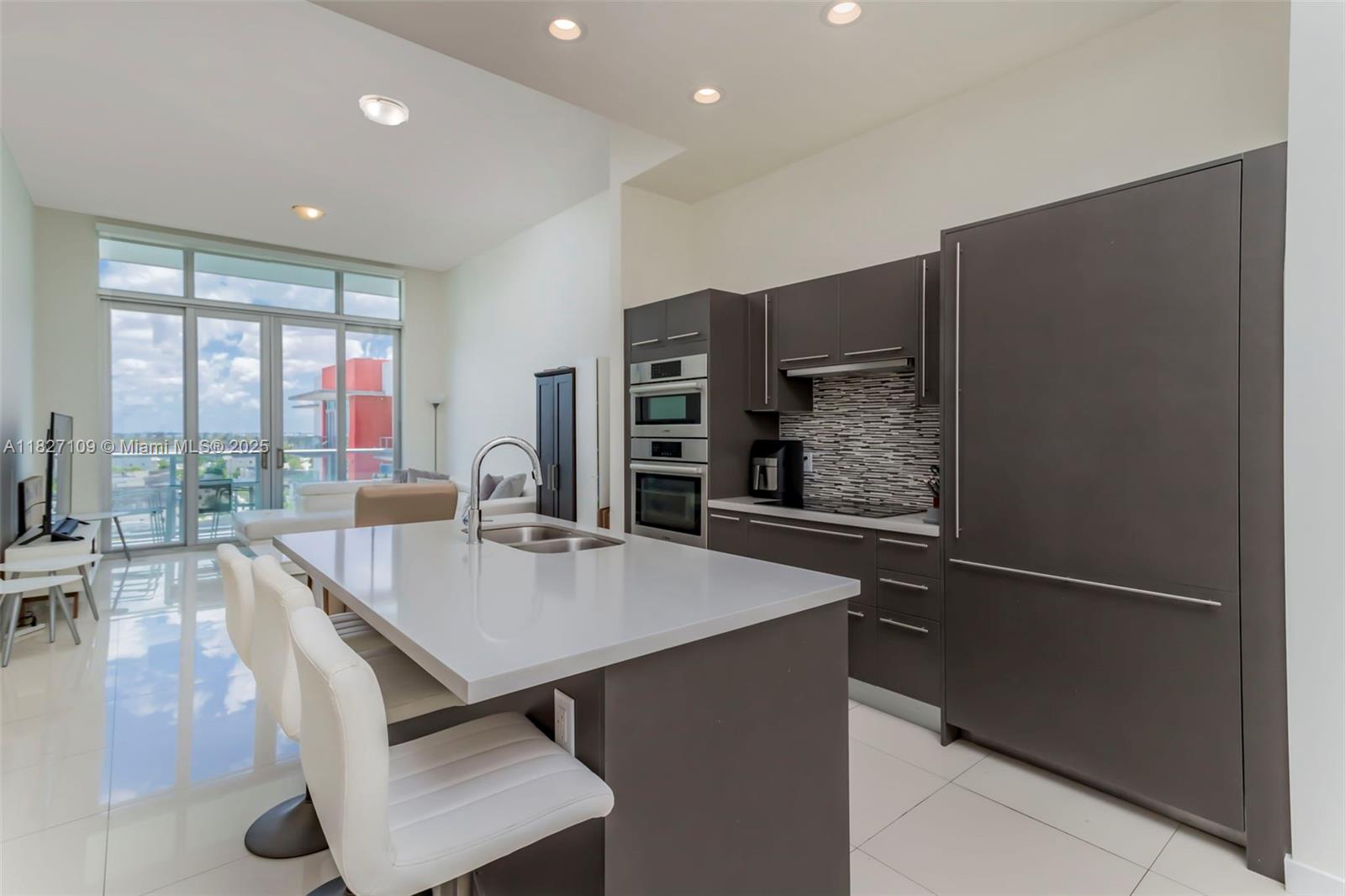 Property photo # 0