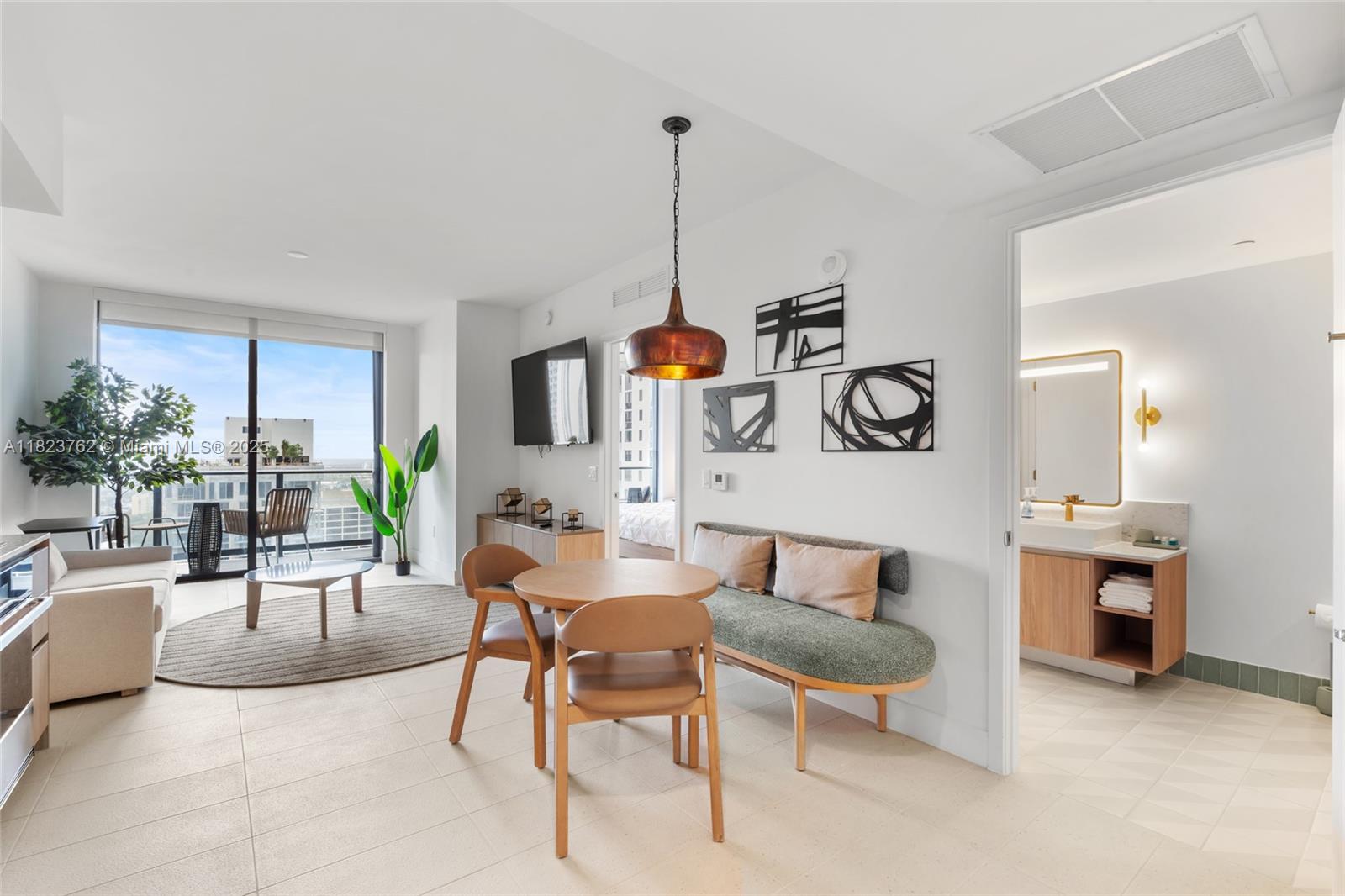 Condo for Rent in Miami, FL