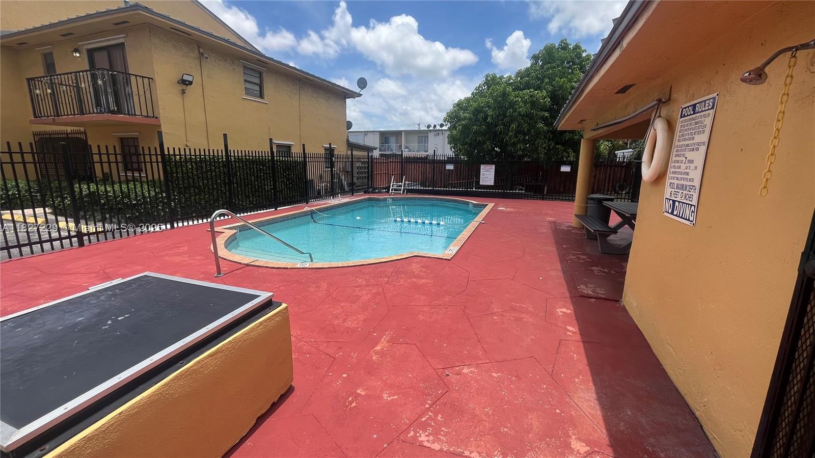1339 W 51st Pl #B-5, Hialeah, Florida image 27