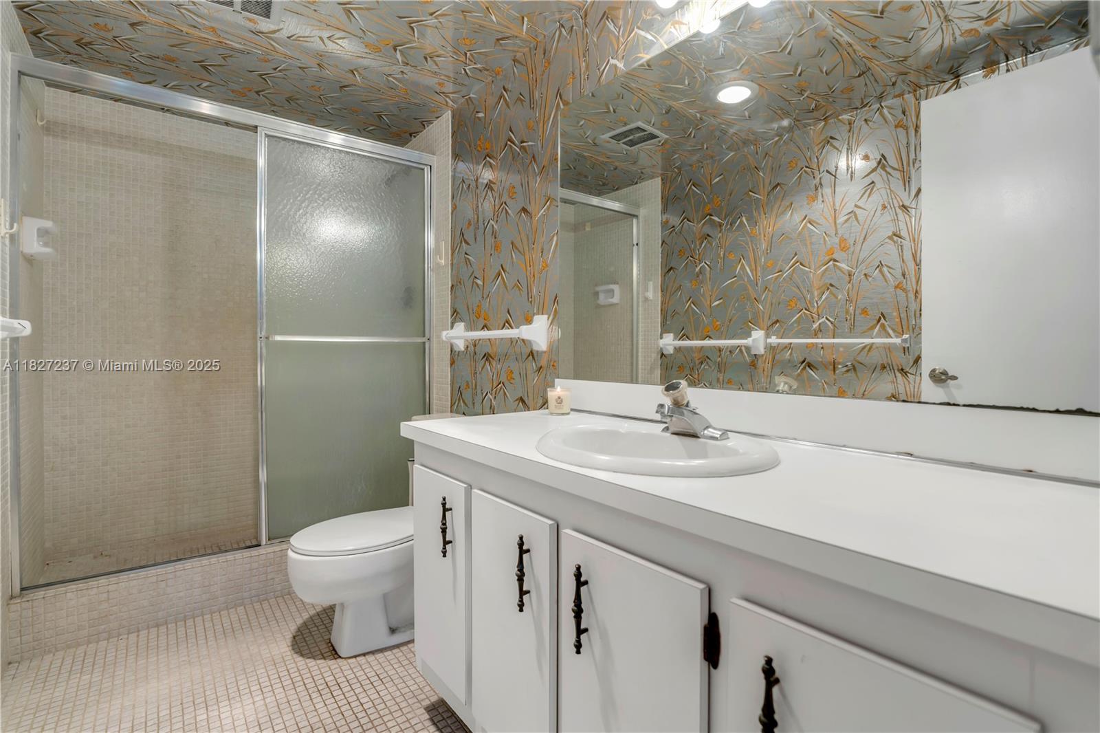 4168 Inverrary Dr #402, Lauderhill, Florida image 11