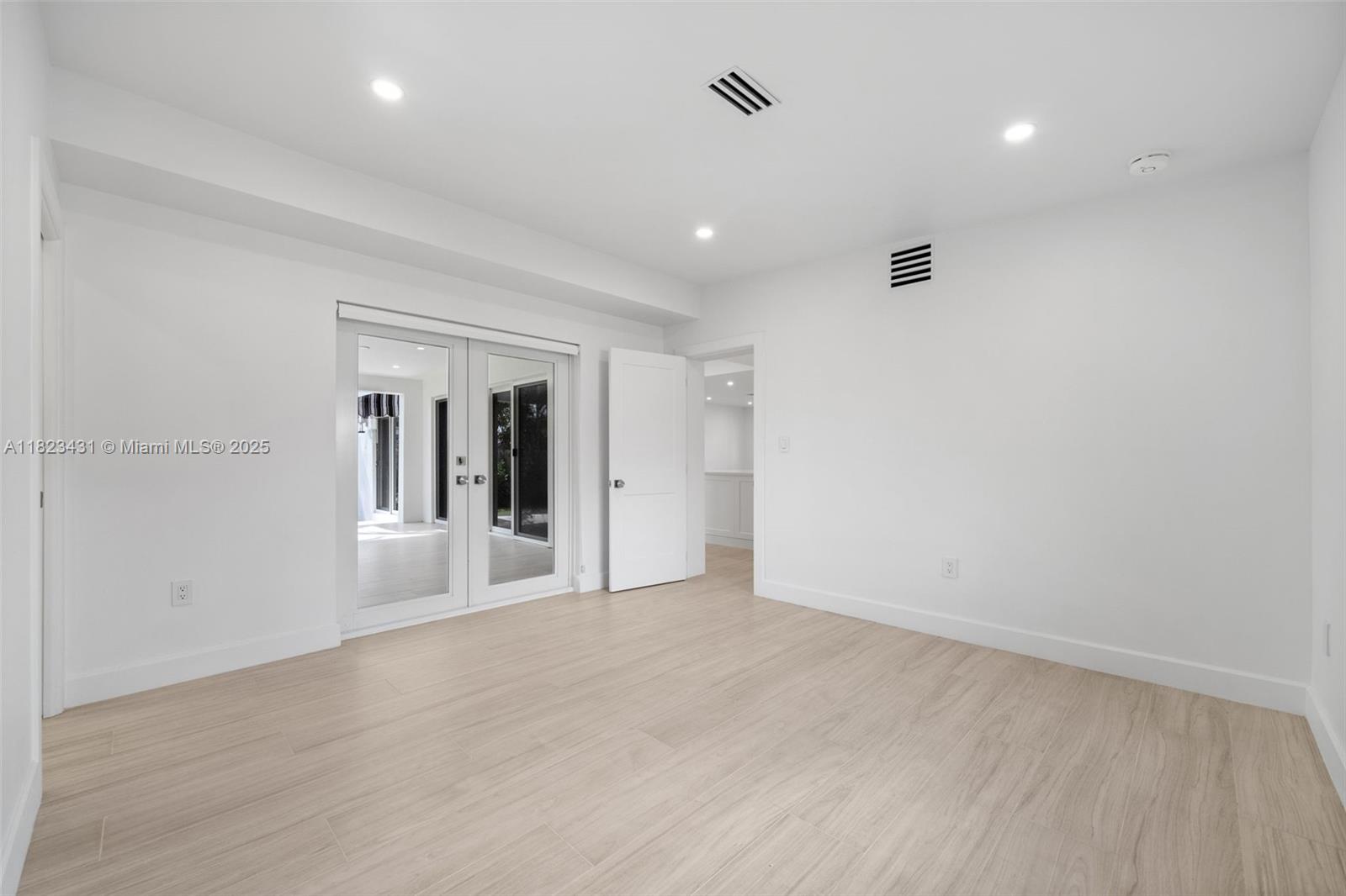 1617 Washington St, Hollywood, Florida image 21