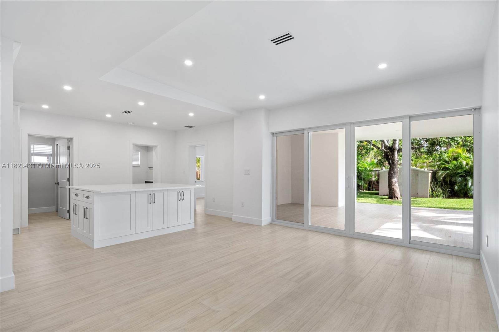 1617 Washington St, Hollywood, Florida image 5