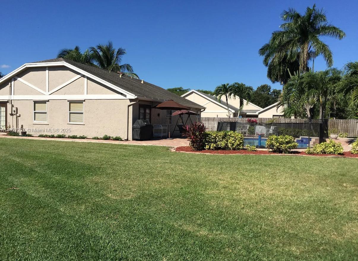 763 S Wind Cir, Sunrise, Florida image 3
