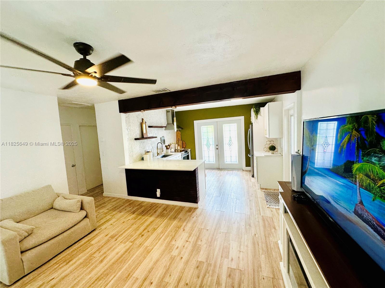 305 SW 24th Ave, Fort Lauderdale, Florida image 32