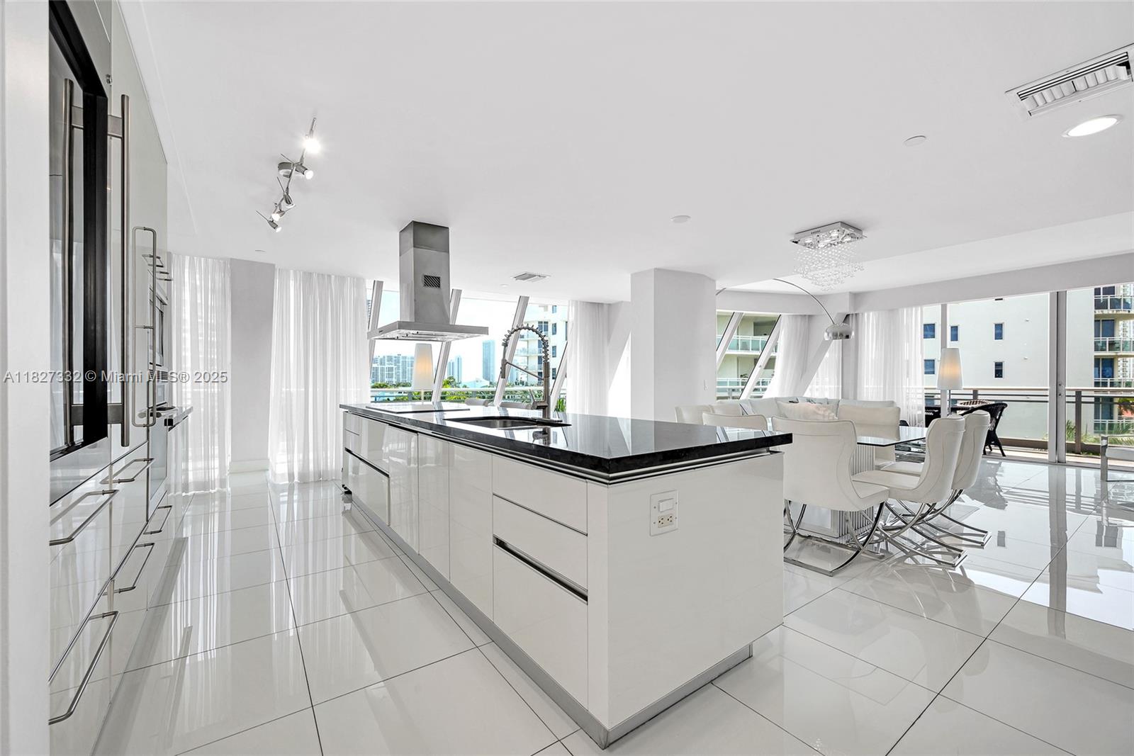 Property photo # 4