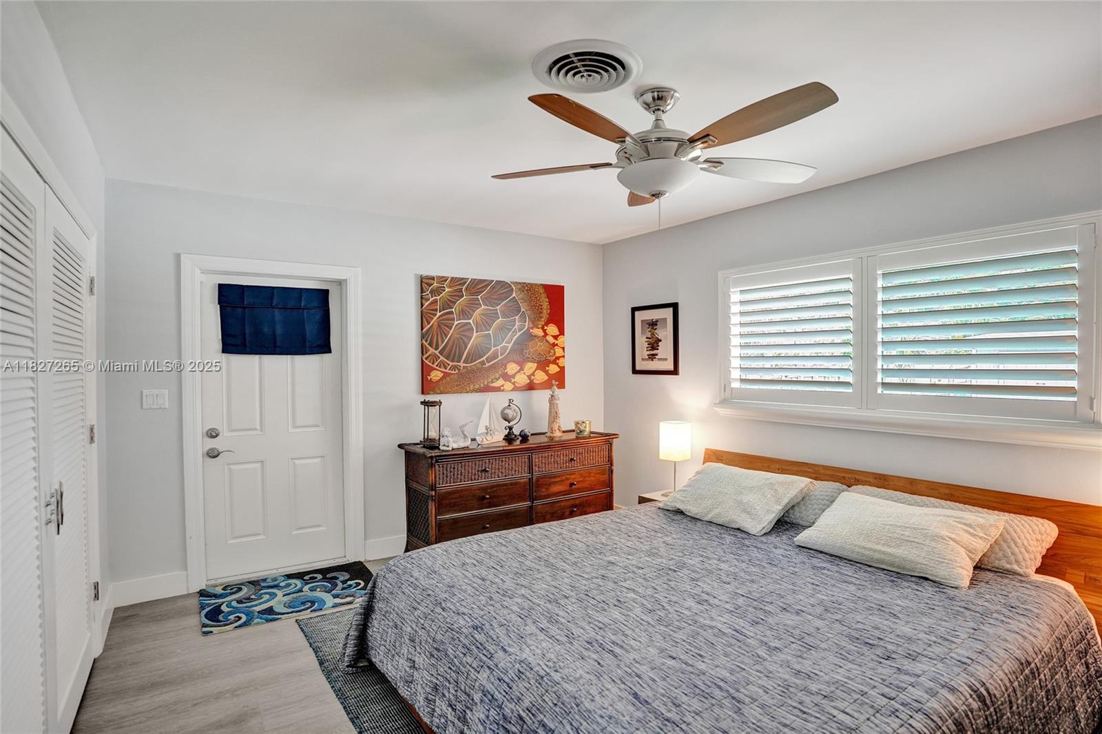 1555 NE 35th St, Oakland Park, Florida image 23