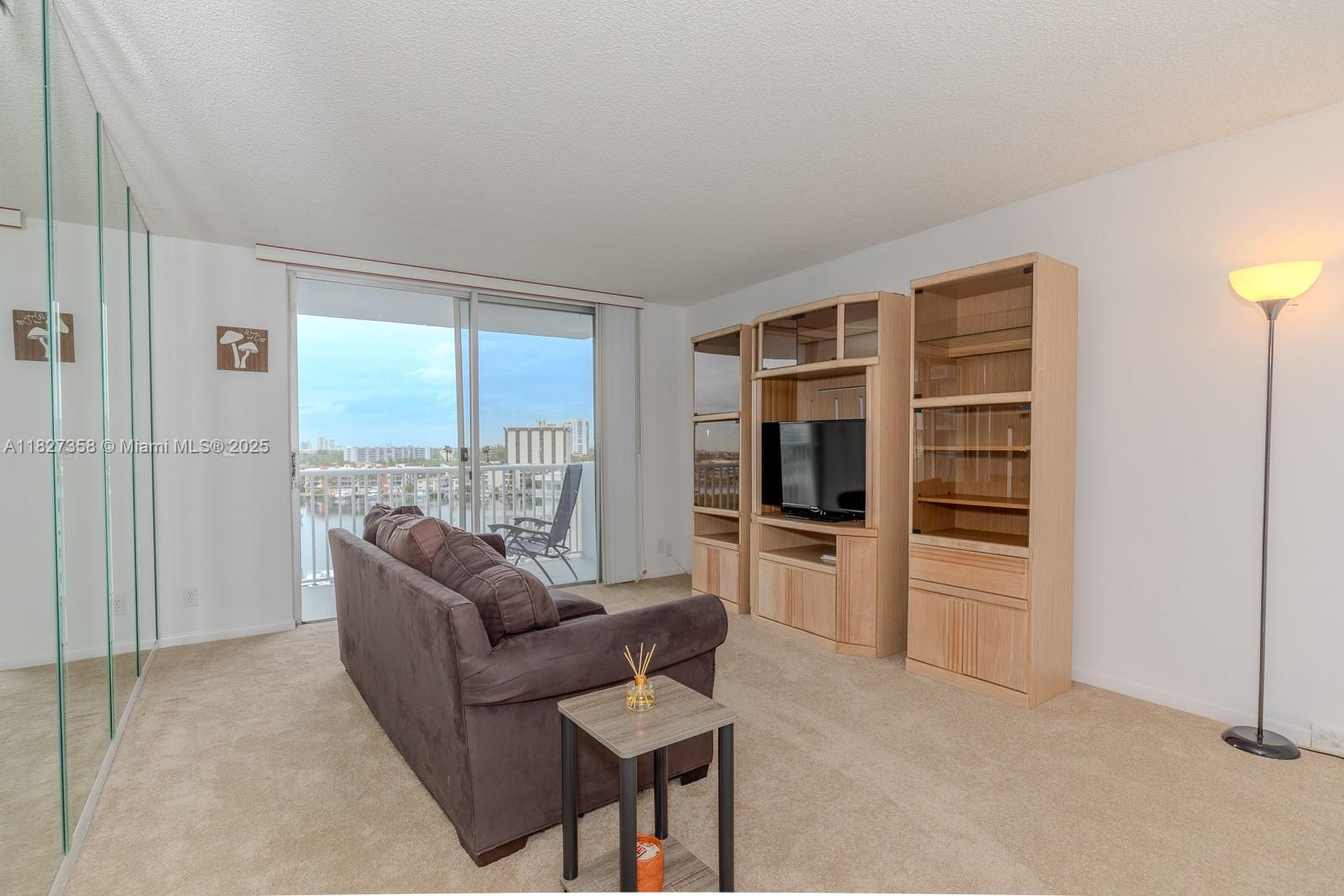 Property photo # 6