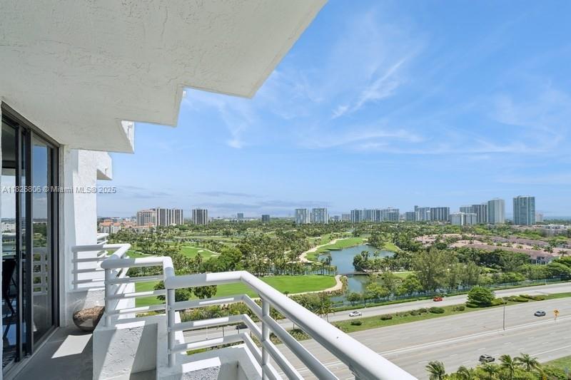3300 NE 192nd St #1707, Aventura, Florida image 1