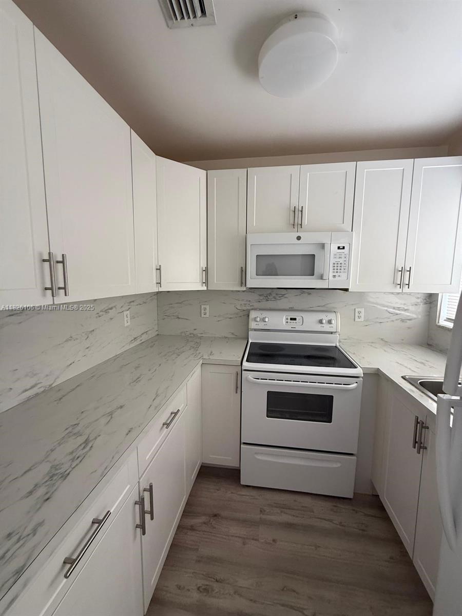 5491 W 24th Ave #36, Hialeah, Florida image 5