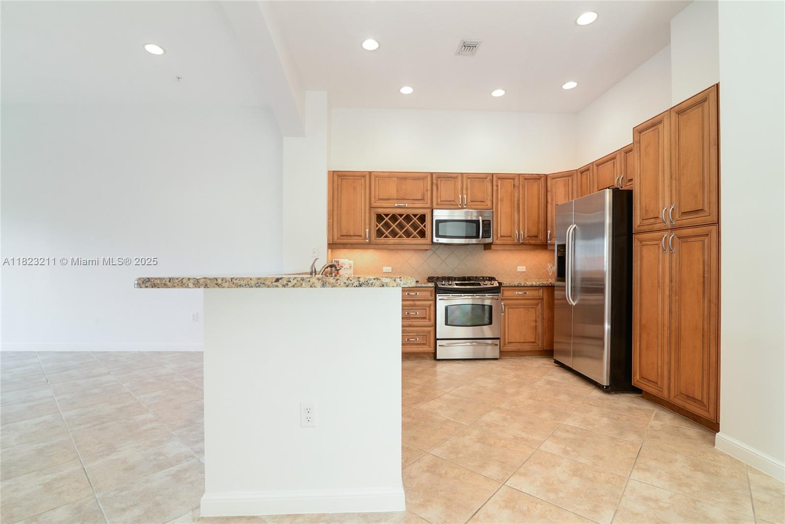Property photo # 9