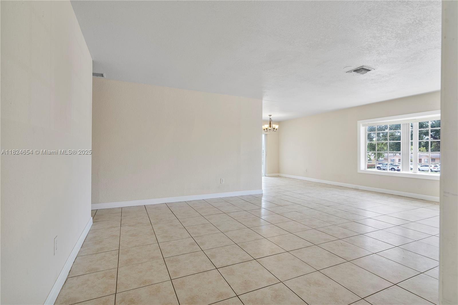 1817 NW 54th Ter #BB4, Lauderhill, Florida image 3