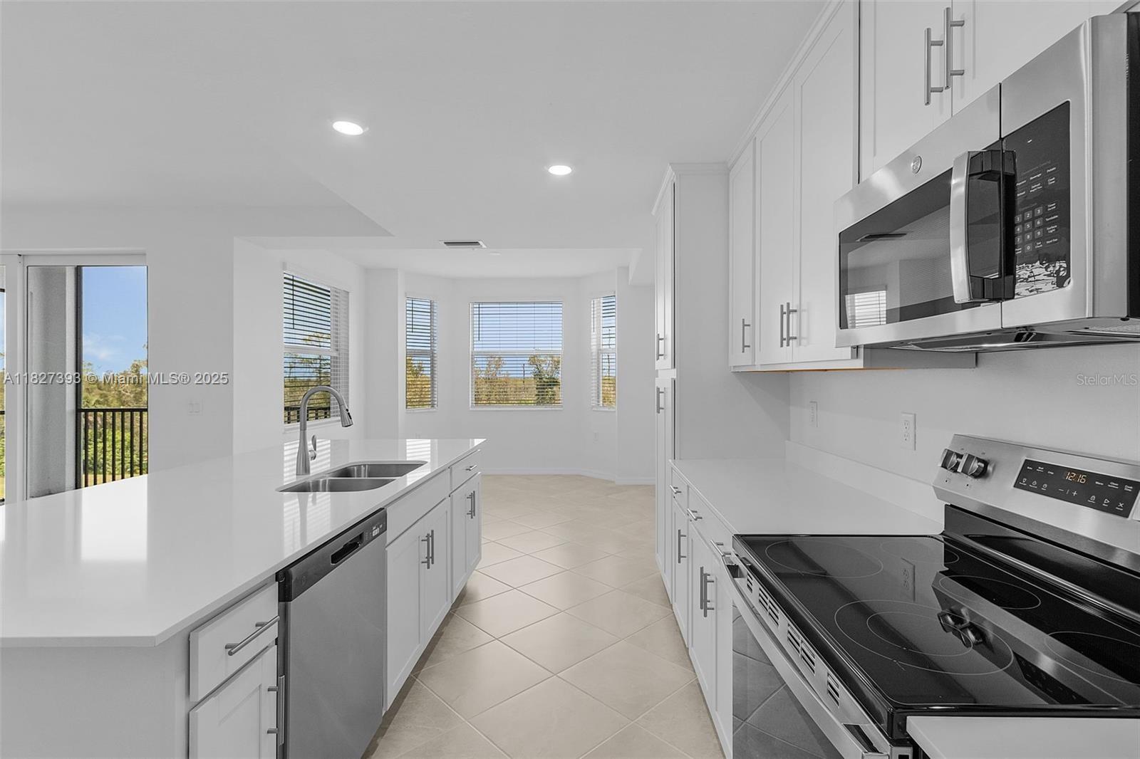 Property photo # 6