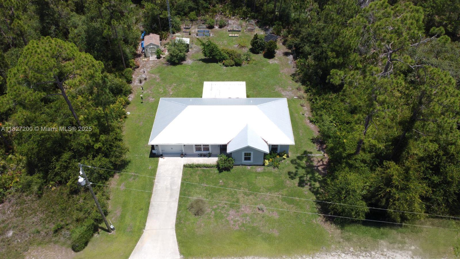 3267 Forbes Dr, Lake Placid, Florida image 1