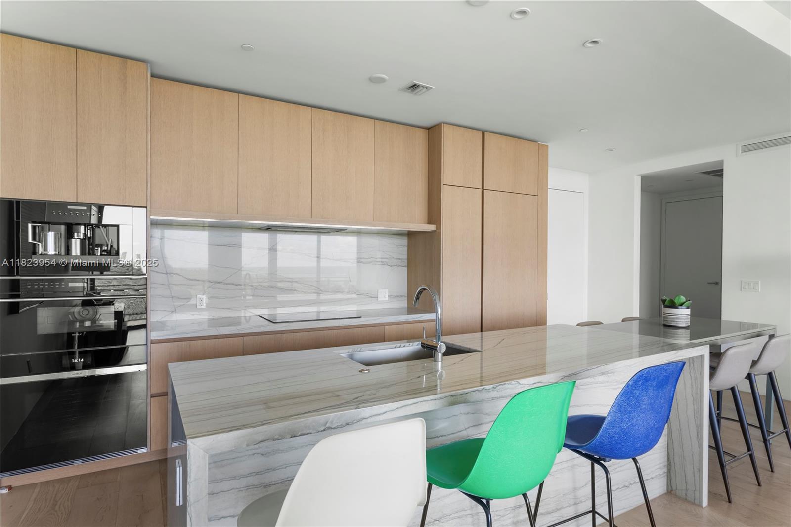 Property photo # 6