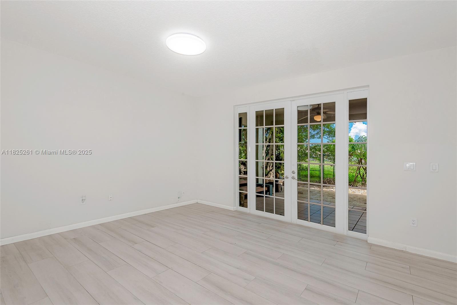 315 W Cypress Cove Cir, Davie, Florida image 16