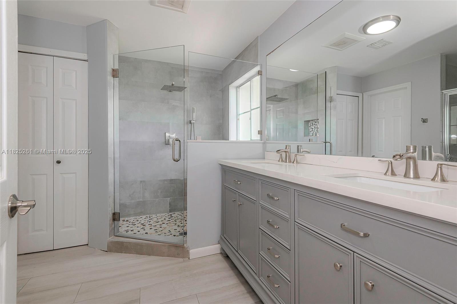 315 W Cypress Cove Cir, Davie, Florida image 24