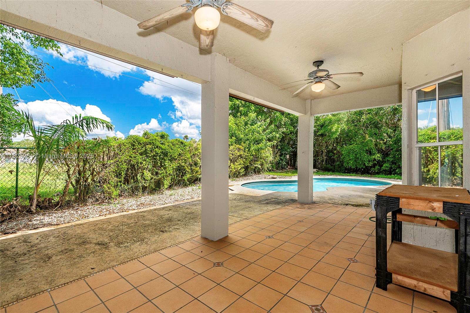 315 W Cypress Cove Cir, Davie, Florida image 33