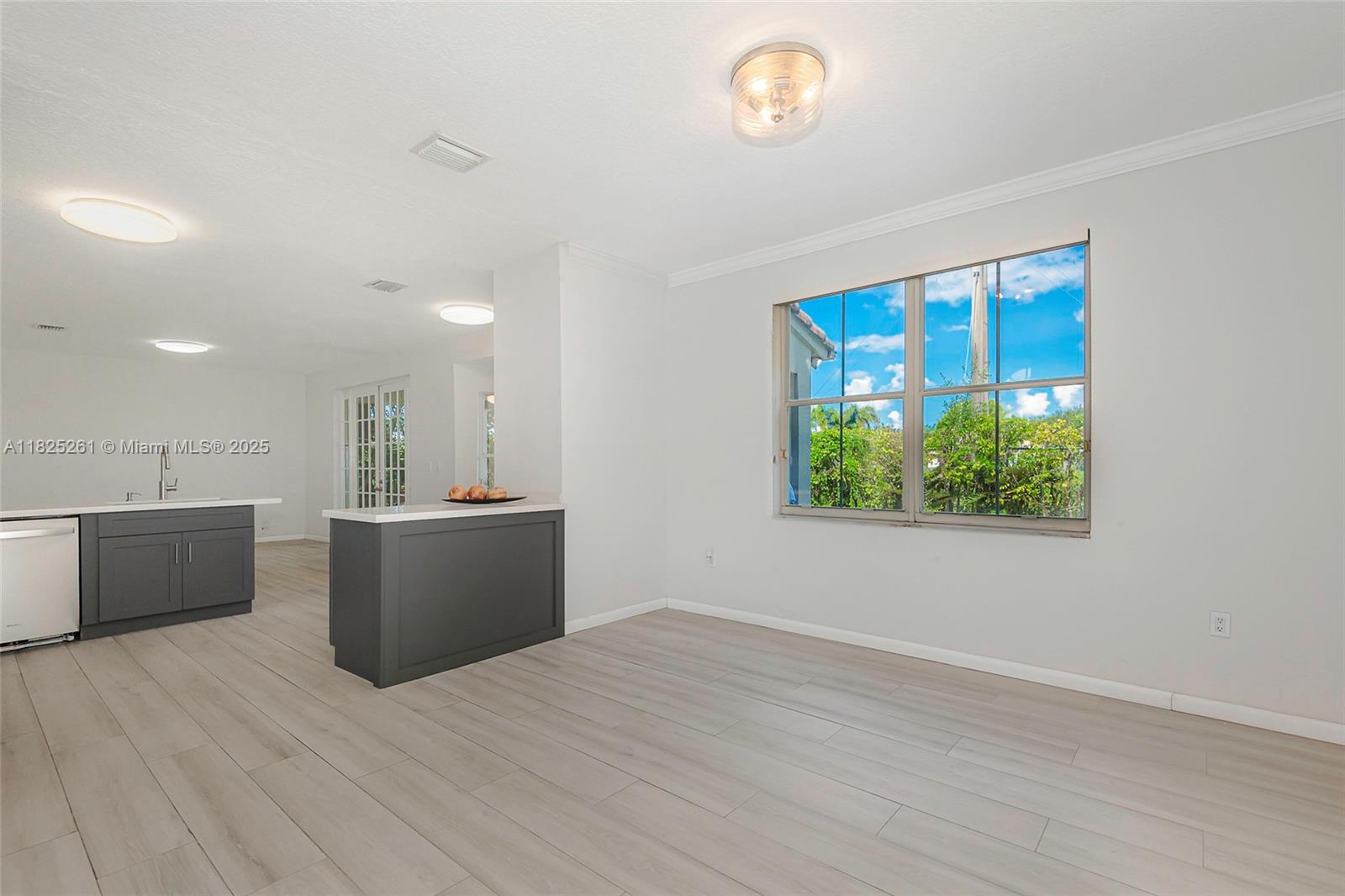315 W Cypress Cove Cir, Davie, Florida image 5