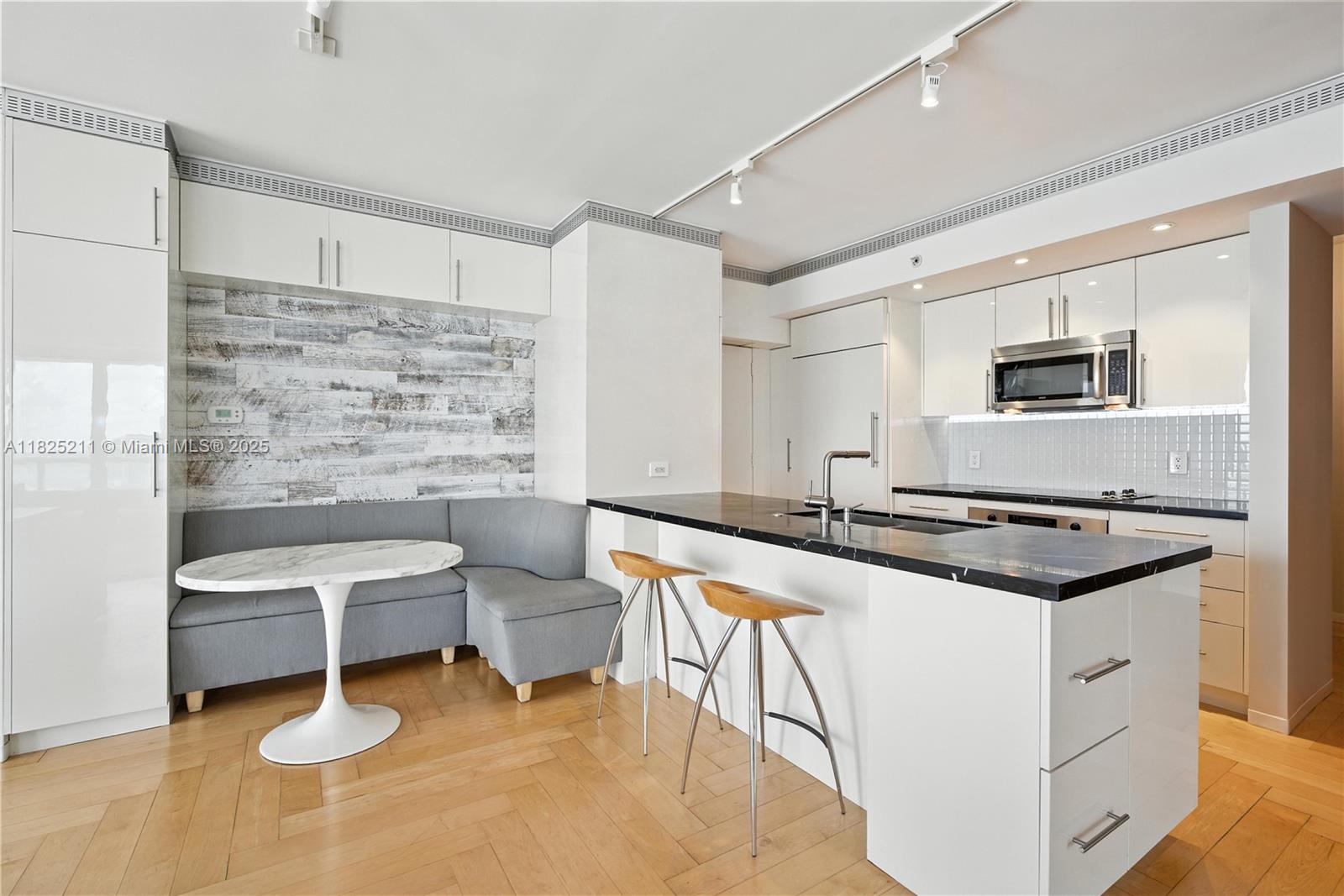 Property photo # 9