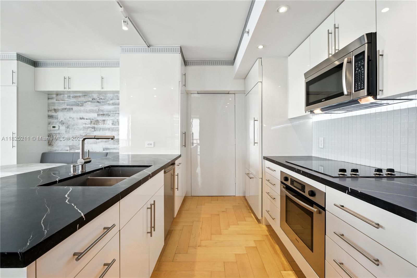 Property photo # 6