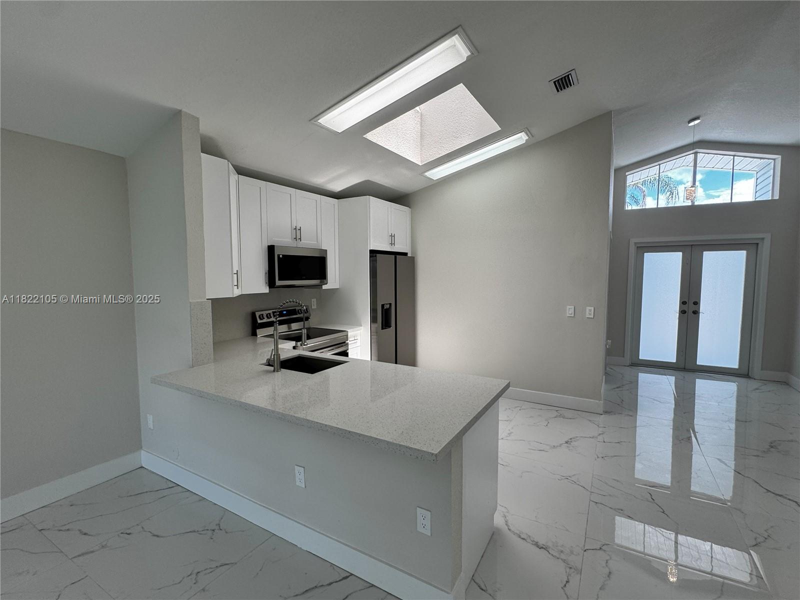 10000 Olive St, Miramar, Florida image 4