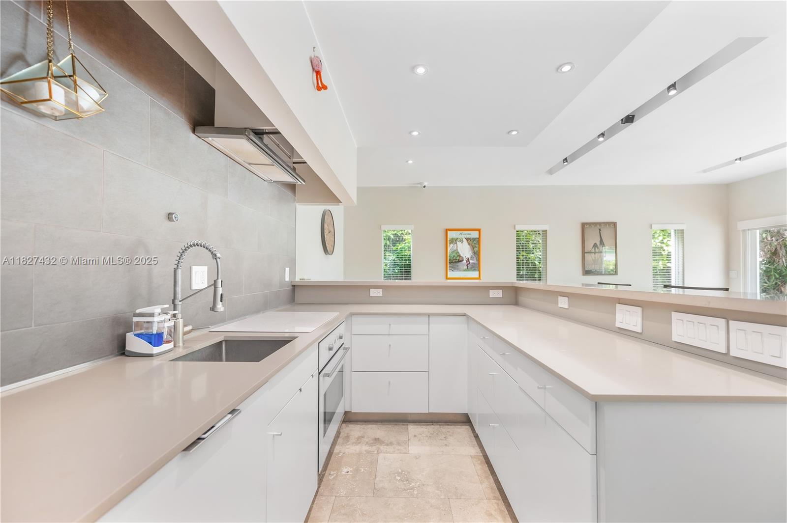 Property photo # 2